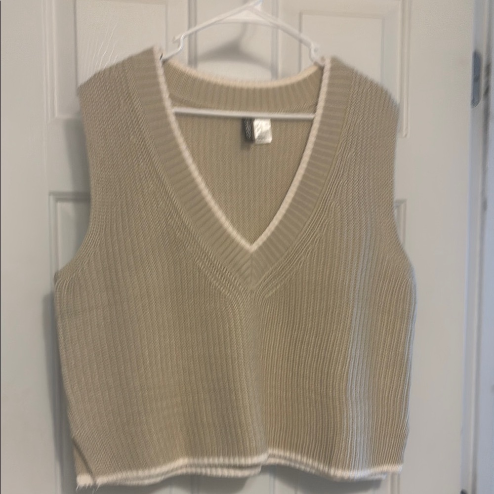 H&M Beige Knit Sweater Vest